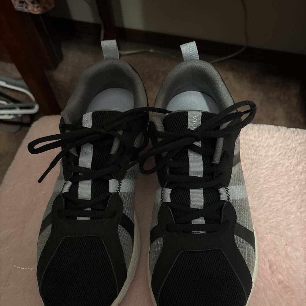 Vionic Radiant Sneaker